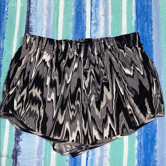 Running Shorts - Picture 4 of 7